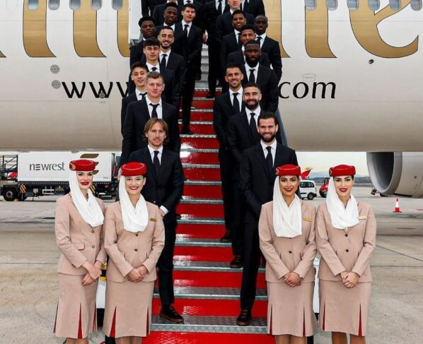 Emirates to hire 5000 cabin crew members