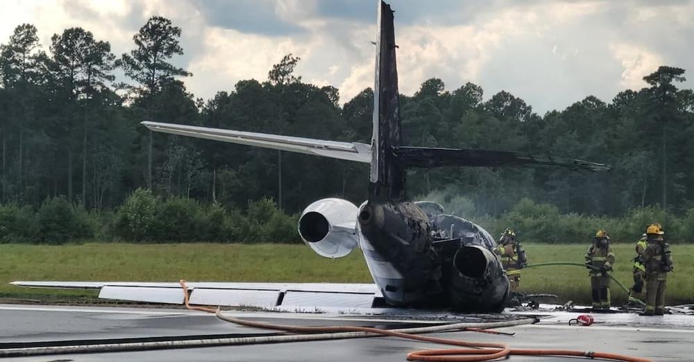 Passengers safe after jet emergency landing in Washington