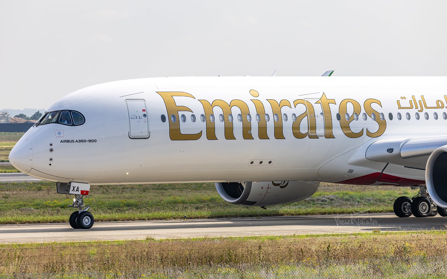 Emirates A350