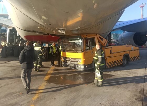 Emirates A380 Damage