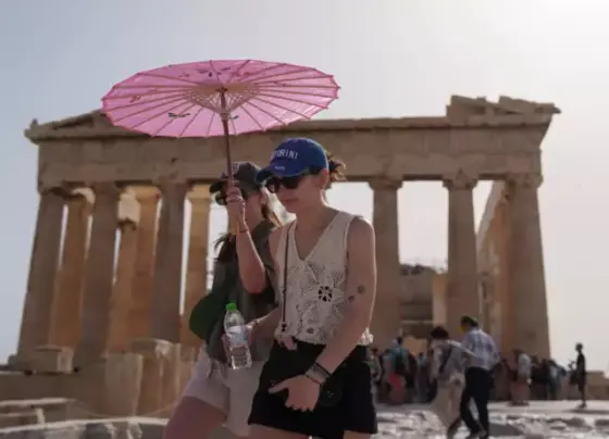 Heatwave affect popular tourism destinations